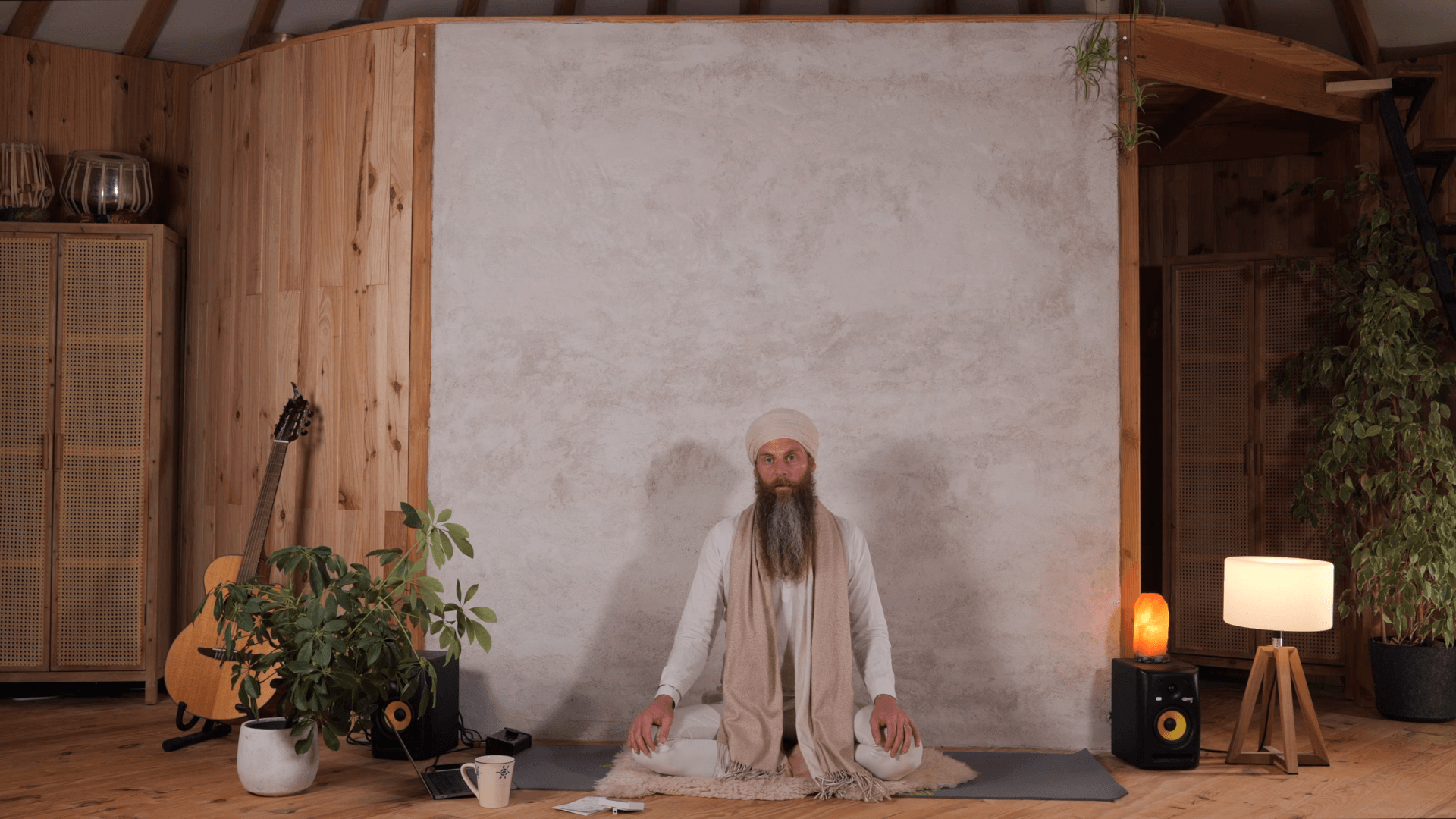 Pratique de Kundalini Yoga dans la yourte